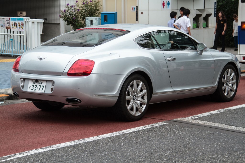 Took a picture of this expensive Bentley rolling around Tokyo, Japan. Photo: Devin Takahashi/Kapi'o.